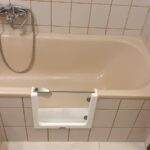 salle-de-bain-rénovée - porte-de-baignoire-magic-bad - installation-sécurisée - seniors - moselle - grand-est