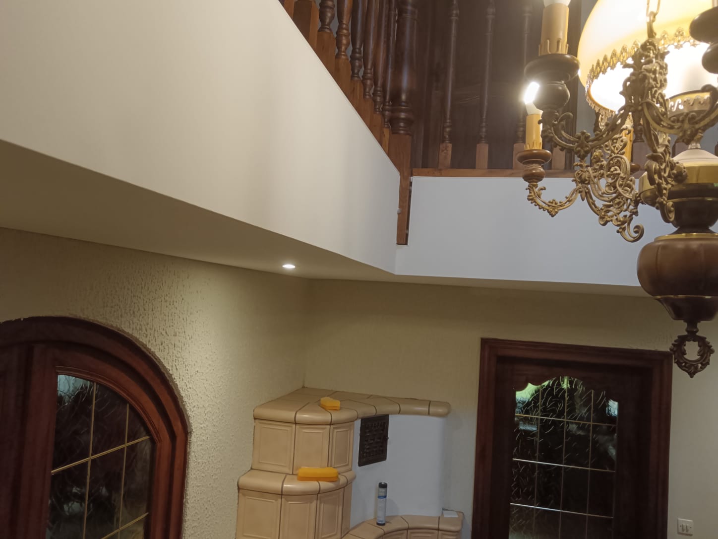 installation-plafond-tendu-a-froid-pose-rapide-sans-travaux-en-moselle-et-alsace